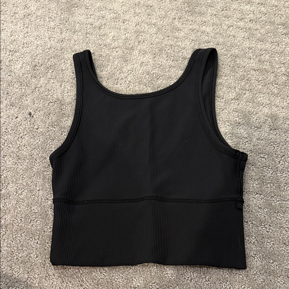Lululemon Ribbed Power Pivot Tank Top in Size 6